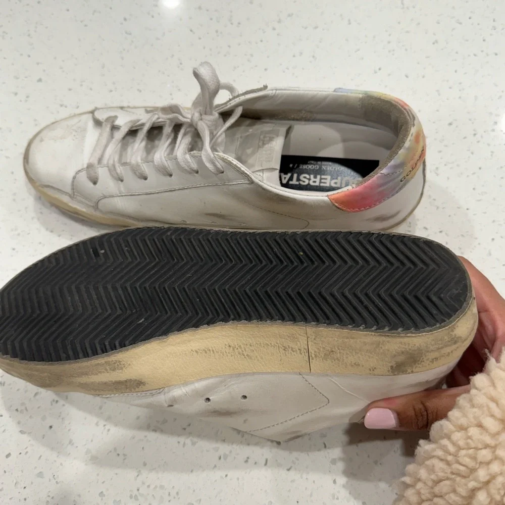 Golden Goose White Sneakers with Star Detail - Picture 3 of 6